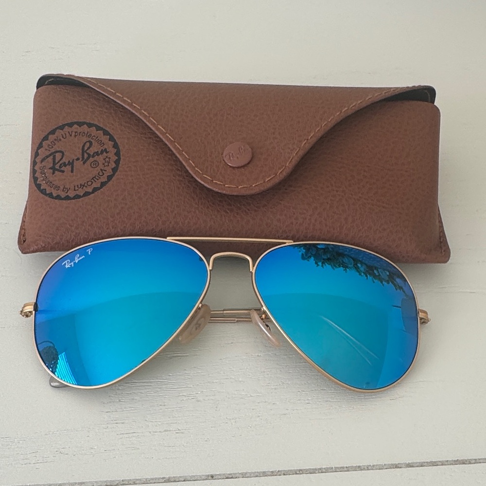 Ray-Ban Aviator Flash Lens Sunglasses